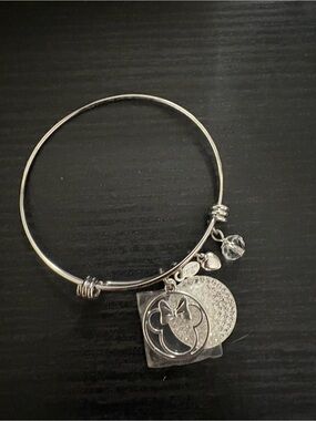Silver Minnie Mouse Charm Bangle Bracelet